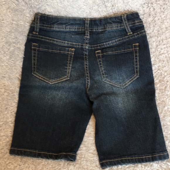 Bermuda Jean Shorts - Picture 3 of 3